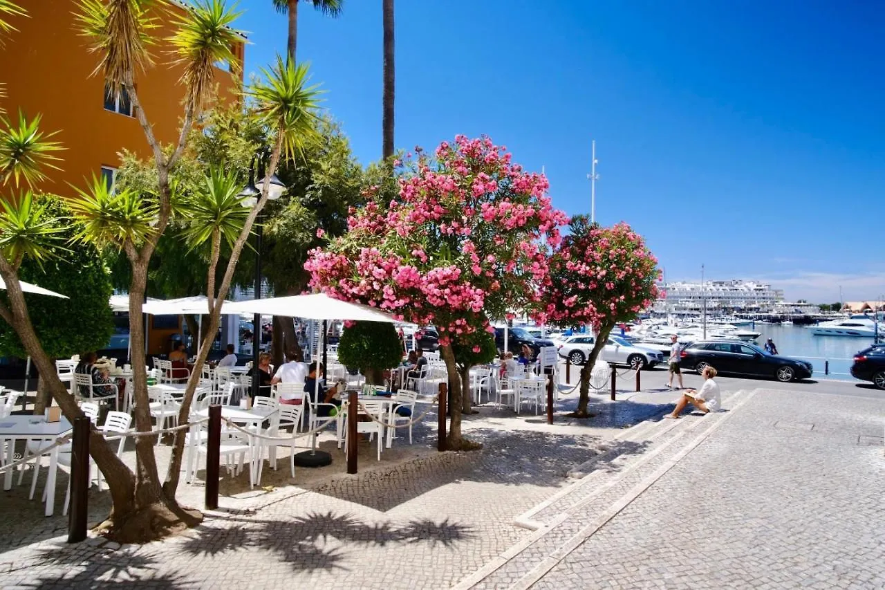 Renovated Vilamoura Penthouse Near Marina & Beach Portugal
