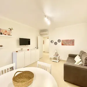 Talia Xi - Near The - Vilamoura