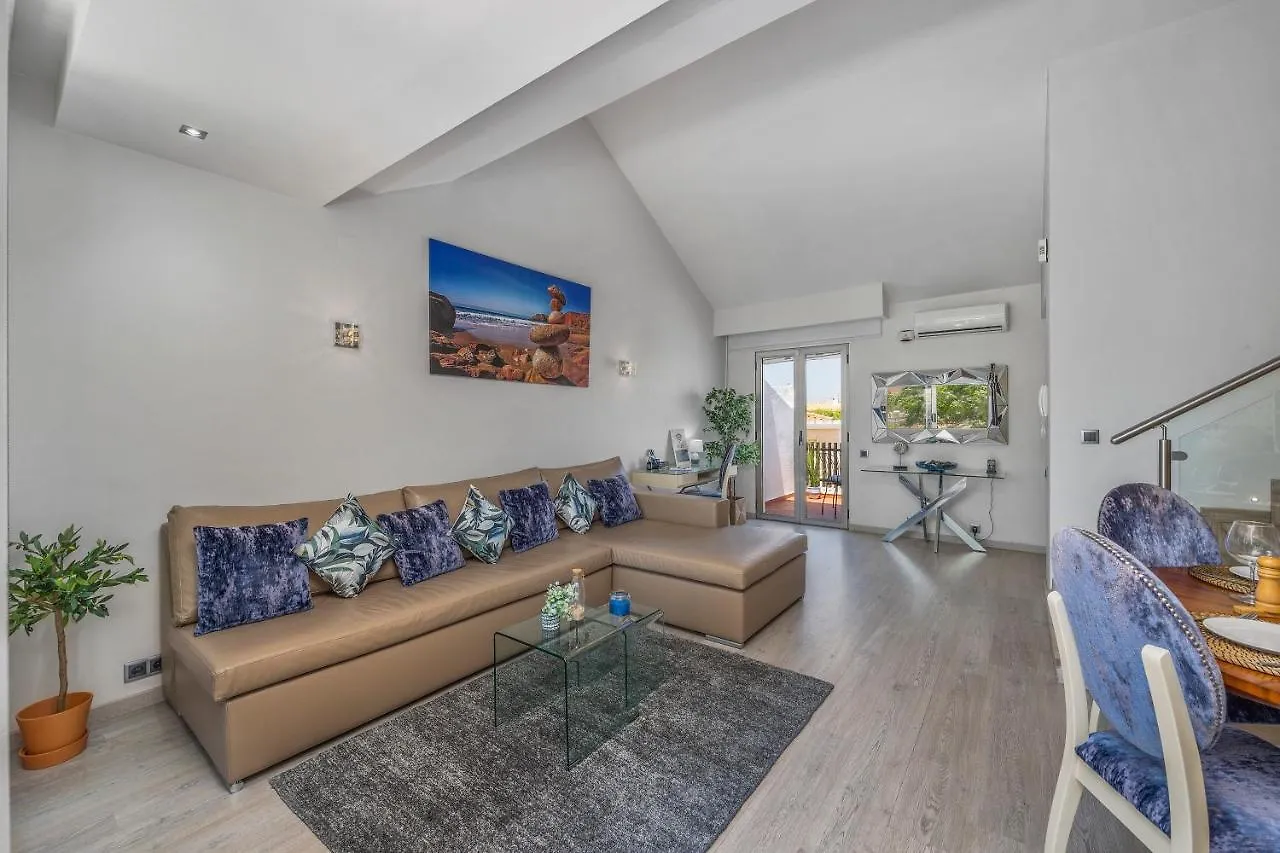 Renovated Vilamoura Penthouse Near Marina & Beach Portugal